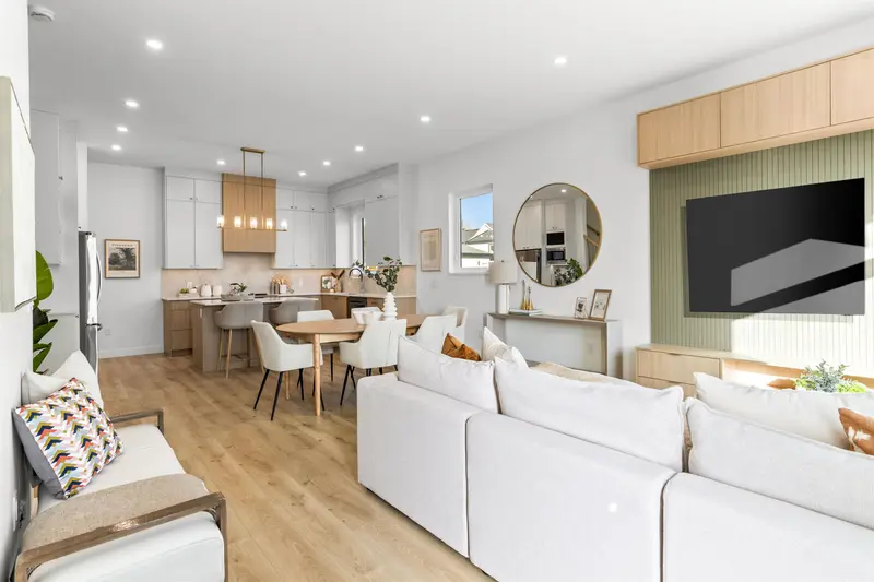 101 16775 21 AVENUE - photo 4 of 25