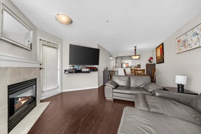 312 1655 GRANT AVENUE - photo 2 of 21