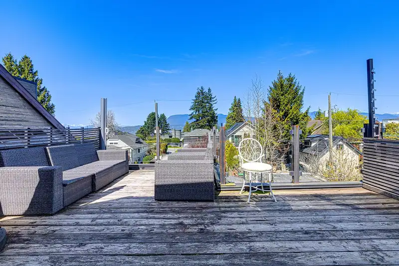 4459 W 5TH AVENUE - photo 2 of 40
