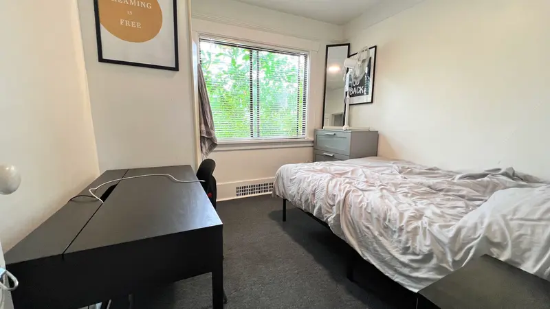 1250 E KING EDWARD AVENUE - photo 4 of 6