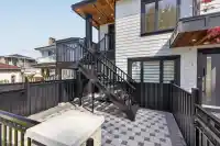 2 2035 51ST STREET - thumbnail 1