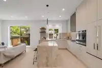 2236 E 5TH AVENUE - thumbnail 7