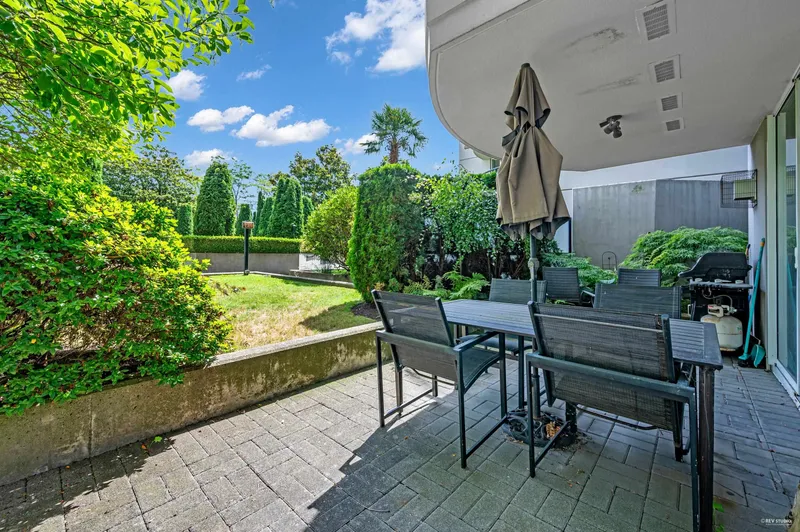 408 7080 ST. ALBANS ROAD - photo 4 of 25