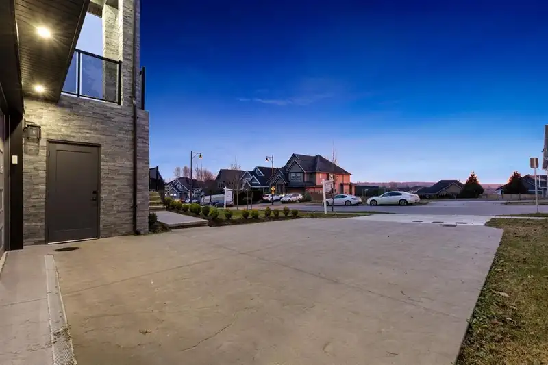 16611 BELL ROAD - photo 2 of 36