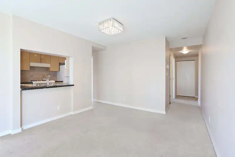 1103 193 AQUARIUS MEWS - photo 4 of 18