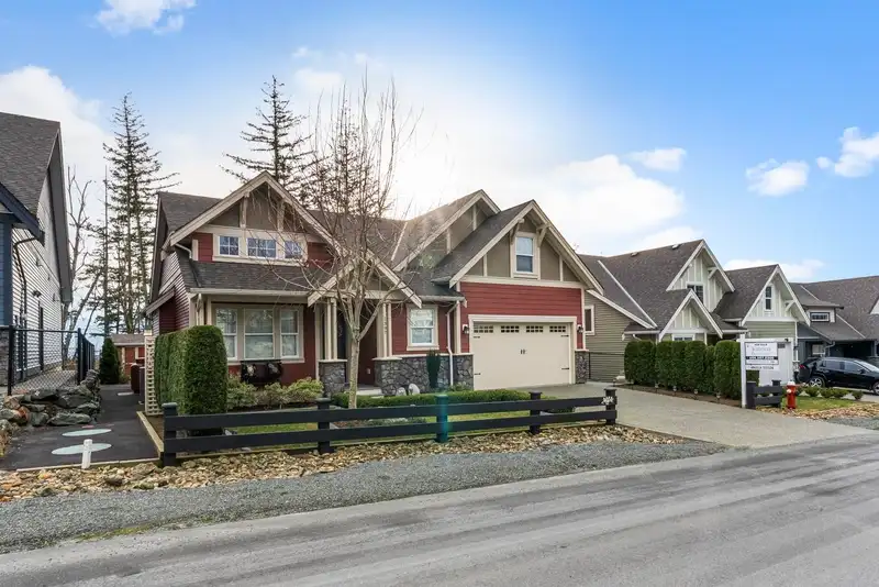 1397 STROMDAHL PLACE - photo 1 of 25