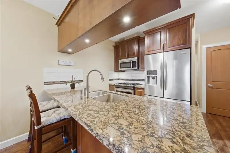 317 8067 207 STREET - photo 1 of 29
