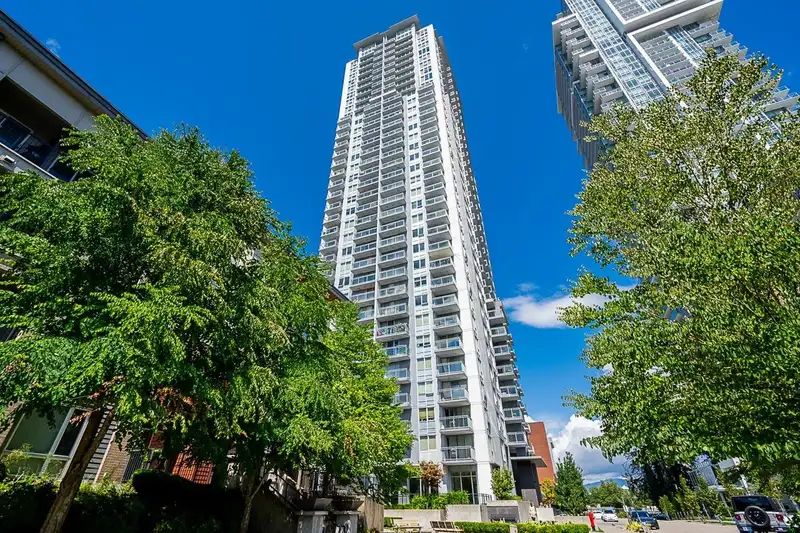 2206 13325 102A AVENUE - photo 3 of 32