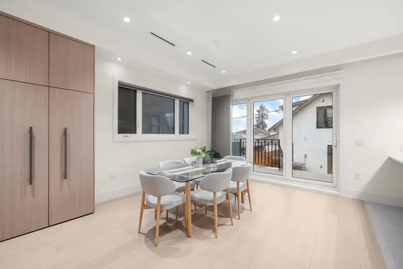 7851 CARTIER STREET - photo 3 of 40