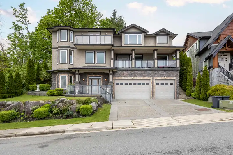 2247 KAPTEY AVENUE - photo 1 of 36