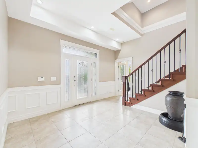 2247 KAPTEY AVENUE - photo 3 of 36