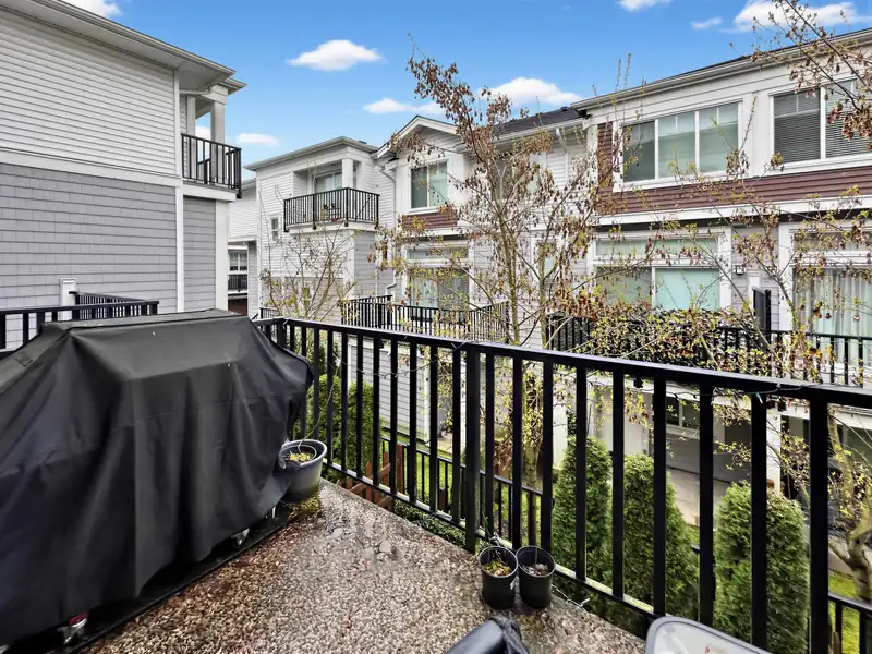 32 2528 156 STREET - photo 4 of 40