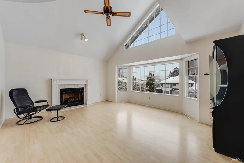 3178 LEEWARD COURT - photo 4 of 13