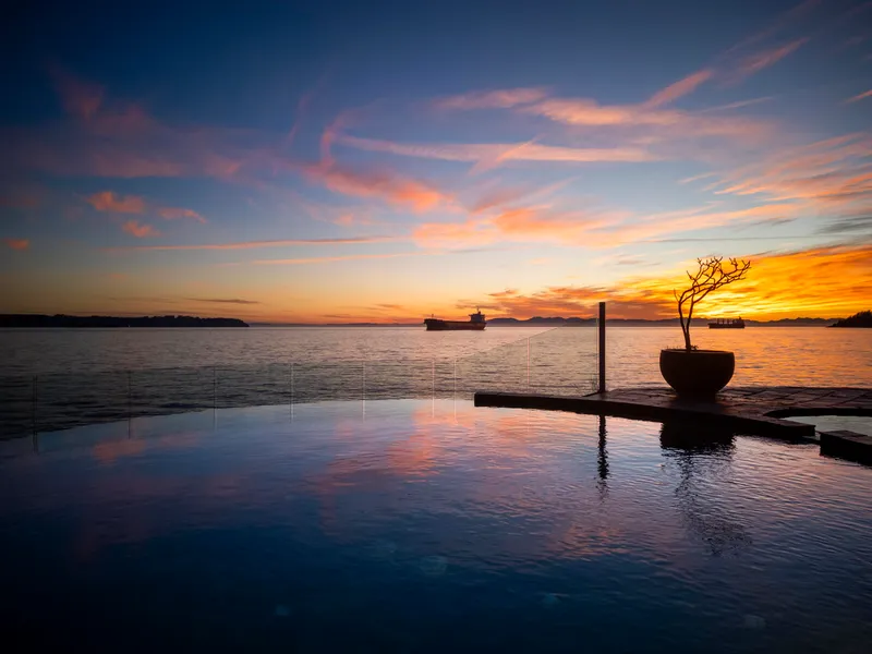 3912 MARINE DRIVE - photo 2 of 25