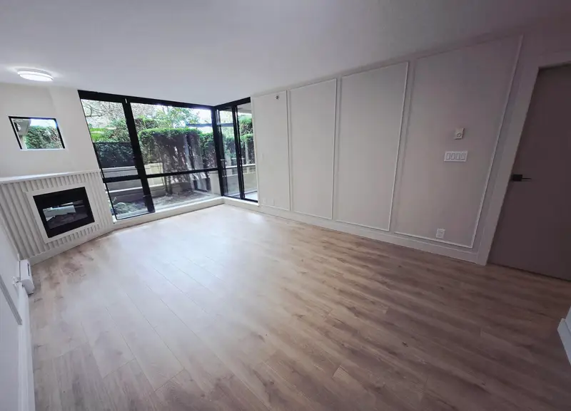 514 7831 WESTMINSTER HIGHWAY - photo 1 of 25