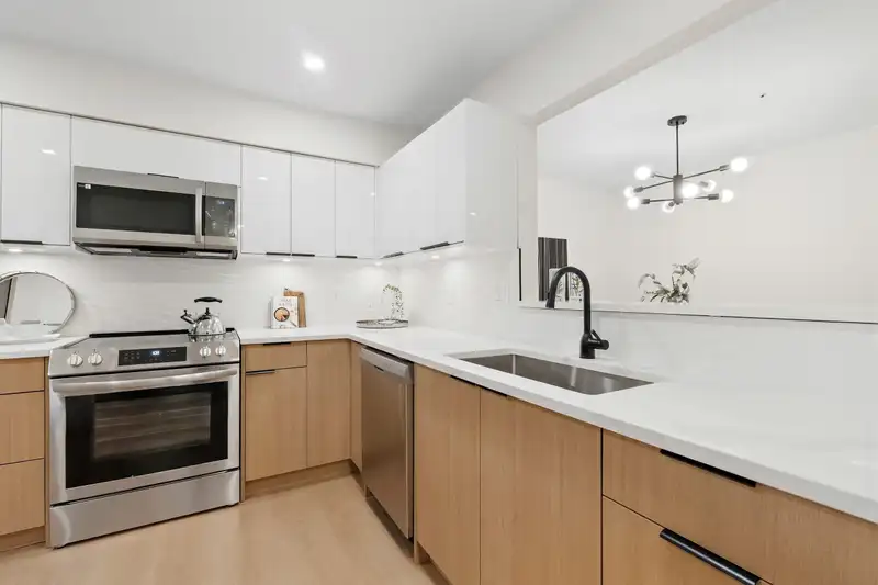 310 1200 EASTWOOD STREET - photo 1 of 24