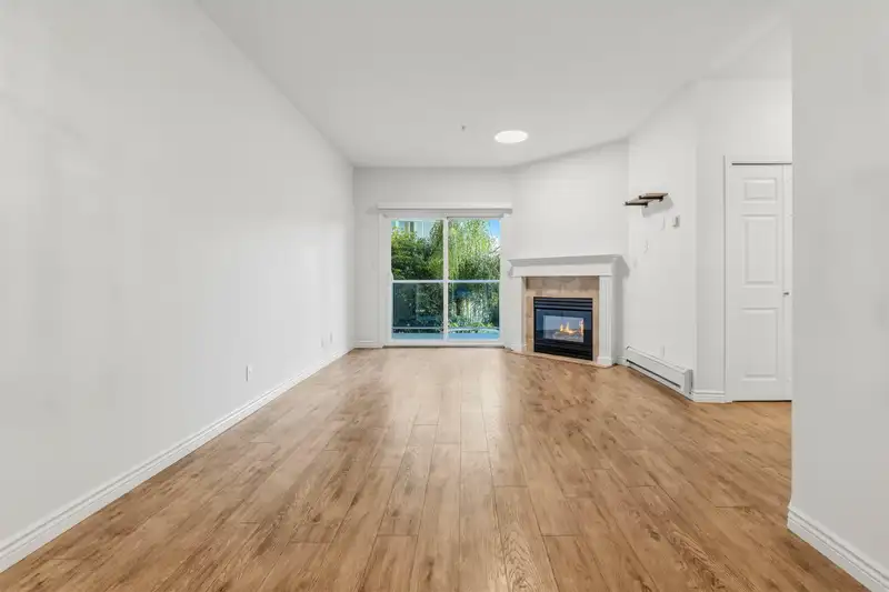 203 8142 120A STREET - photo 2 of 35