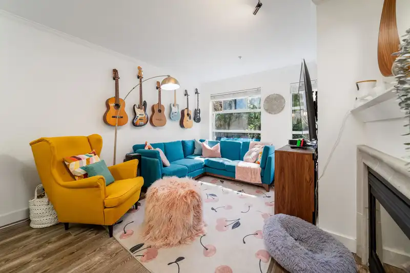 104 2181 W 12TH AVENUE - photo 2 of 36