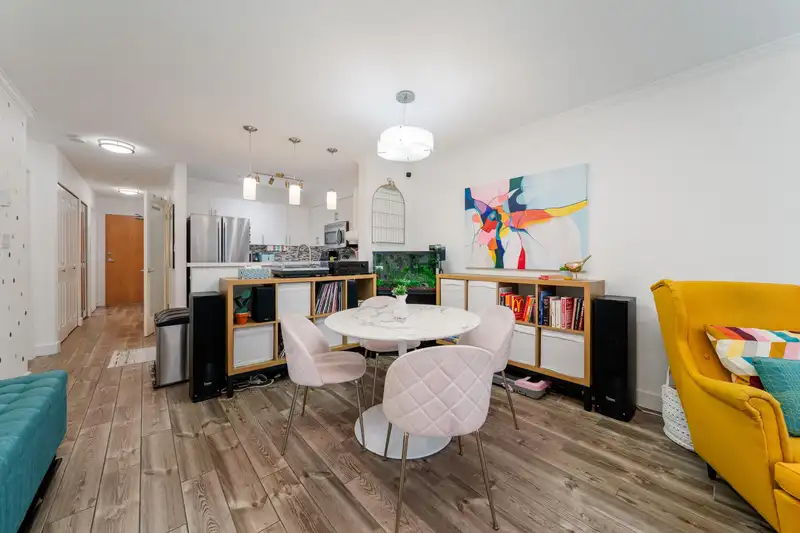 104 2181 W 12TH AVENUE - photo 4 of 36