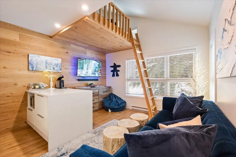 4 2170 SARAJEVO DRIVE - photo 4 of 11