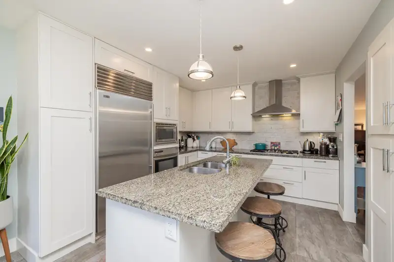 32558 MURRAY AVENUE - photo 3 of 40