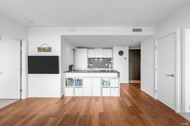 1106 8588 CORNISH STREET - photo 2 of 36