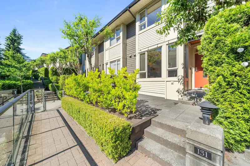131 9229 UNIVERSITY CRESCENT - photo 1 of 36