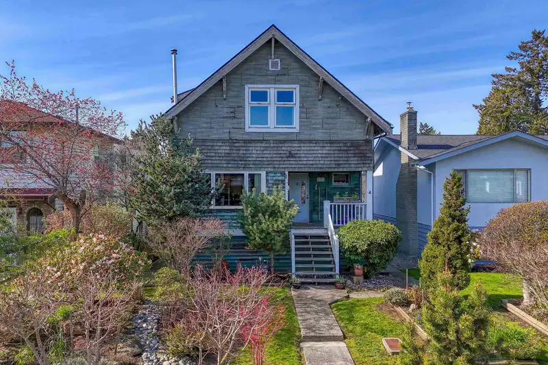 8351 14TH AVENUE - photo 2 of 37