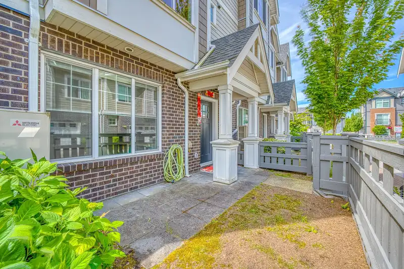 21 7180 LECHOW STREET - photo 2 of 20