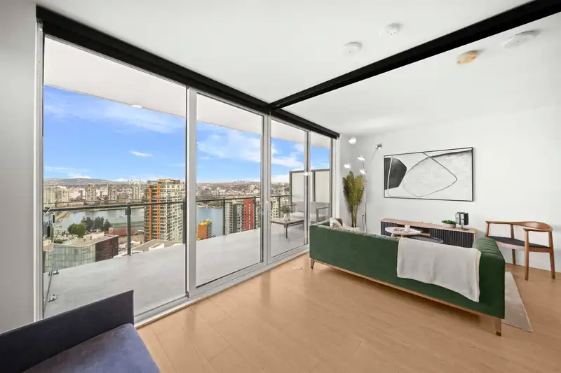 2910 89 NELSON STREET - photo 2 of 32
