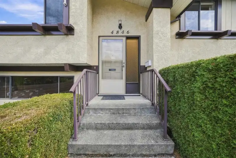 4846 207A STREET - photo 3 of 25