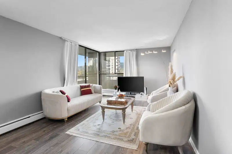 1605 3737 BARTLETT COURT - photo 4 of 40