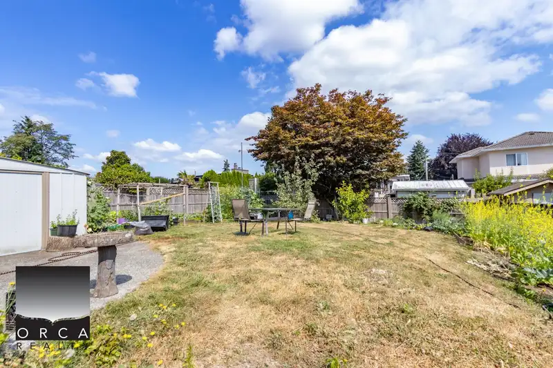 5531 WOODSWORTH STREET - photo 4 of 11