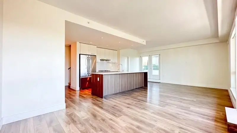711 8580 RIVER DISTRICT CROSSING - photo 3 of 30