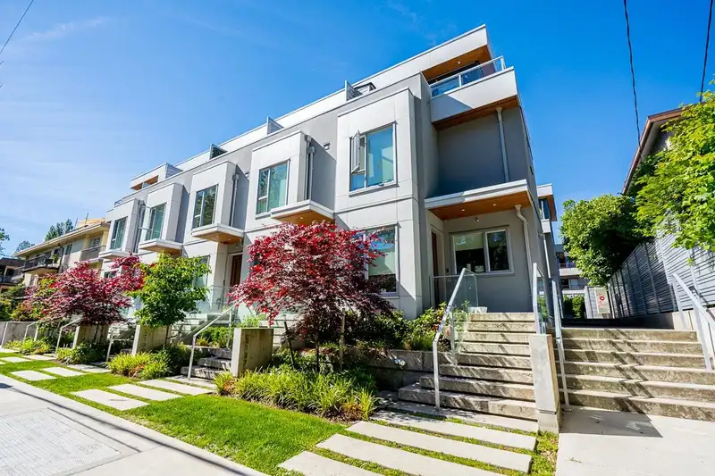 2121 W 7TH AVENUE - photo 1 of 37