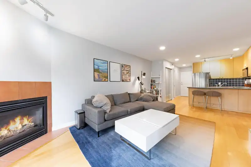 508 819 HAMILTON STREET - photo 1 of 22