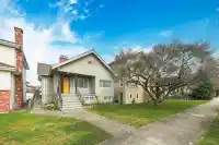 3521 TRIUMPH STREET - thumbnail 1
