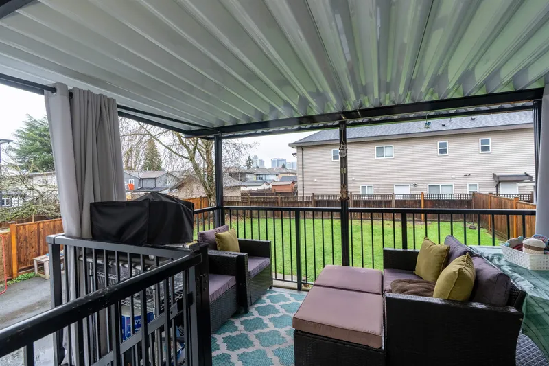 13933 90A AVENUE - photo 4 of 25