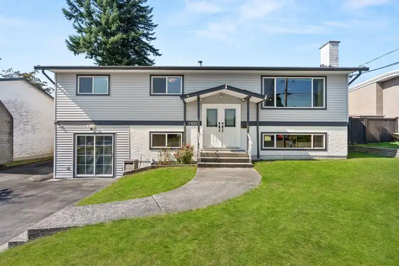 7823 BREMRIDGE DRIVE - photo 1 of 40
