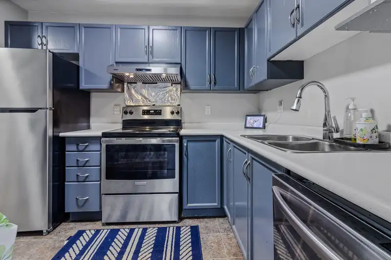 238 32830 GEORGE FERGUSON WAY - photo 3 of 21