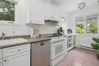207 1518 BOWSER AVENUE - thumbnail 16