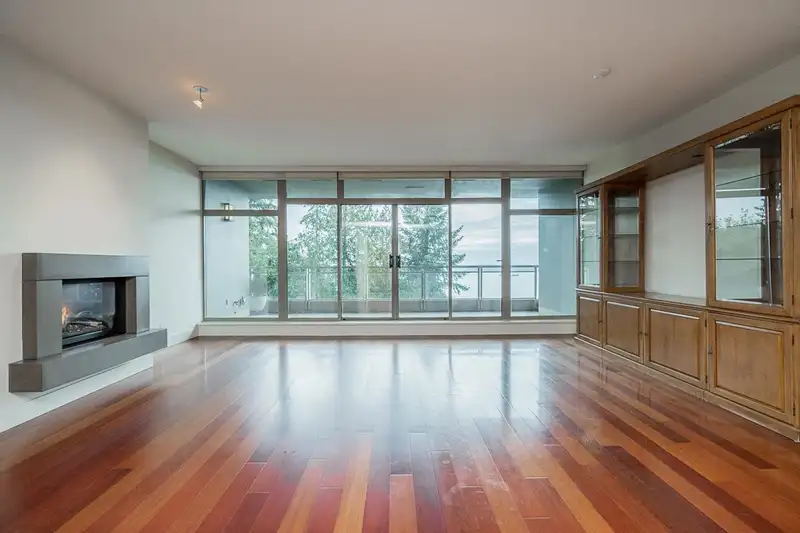 502 3335 CYPRESS PLACE - photo 3 of 32