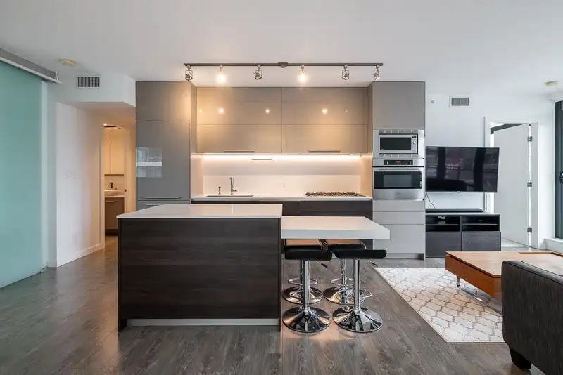 1508 2378 ALPHA AVENUE - photo 3 of 39