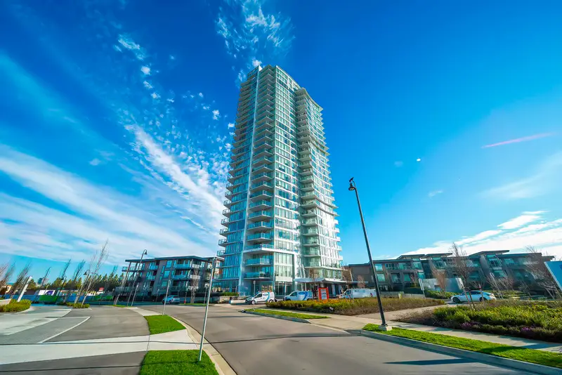 2501 7769 PARK CRESCENT - photo 1 of 25