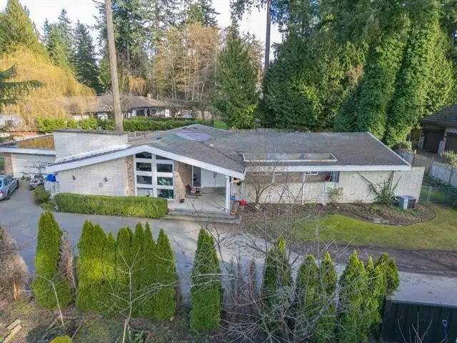 2644 140 STREET - photo 1 of 15