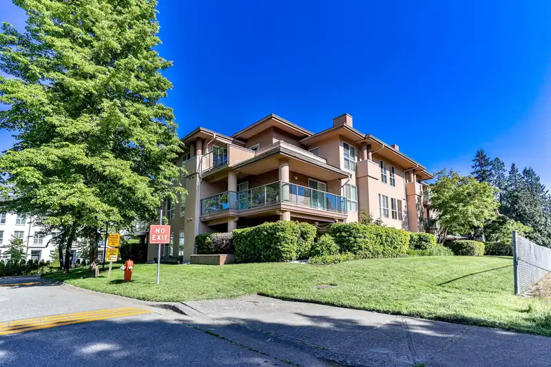 102 14980 101A AVENUE - photo 1 of 12