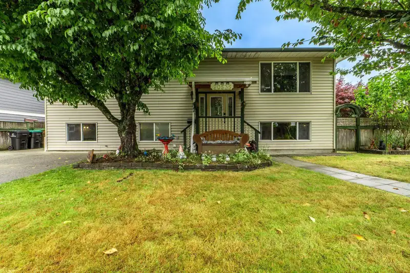 20535 50A AVENUE - photo 1 of 35