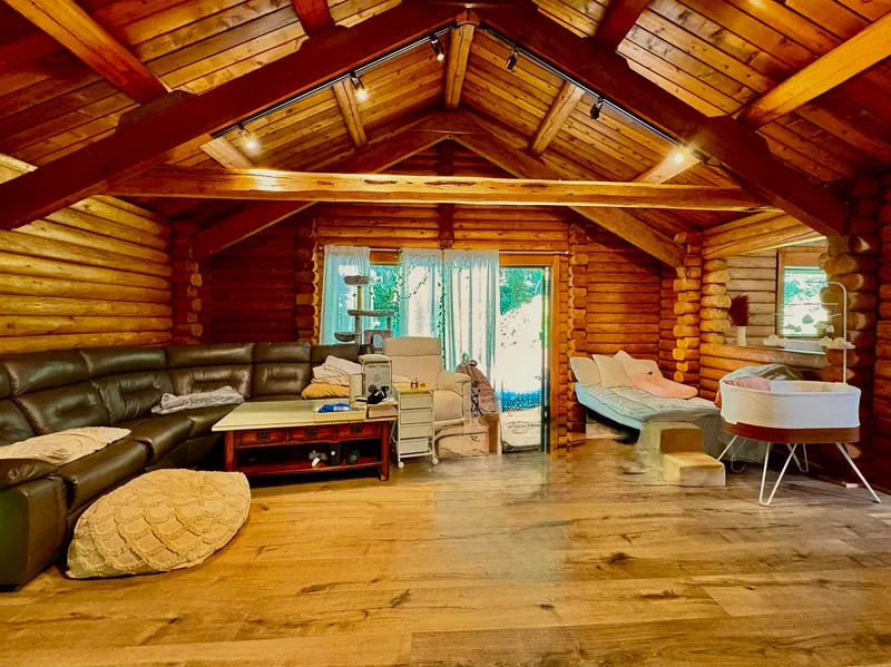 23551 132 AVENUE - photo 1 of 25