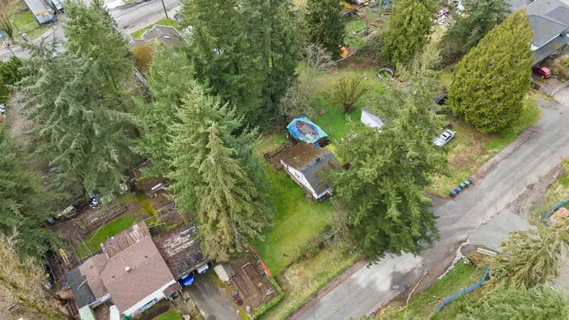 9955 138A STREET - photo 2 of 6