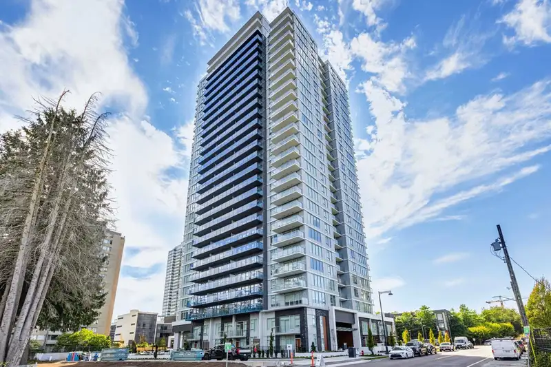 1106 13428 105 AVENUE - photo 1 of 37